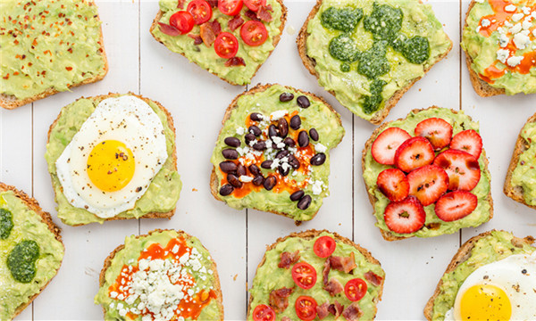 牛油果烤吐司适合当早餐还是晚餐,早上吃牛油果全麦吐司