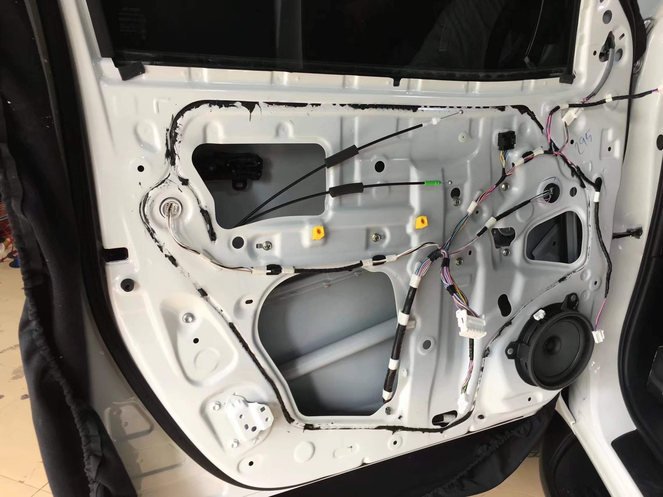 丰田穿越者最完美改装,丰田穿越者改装c柱