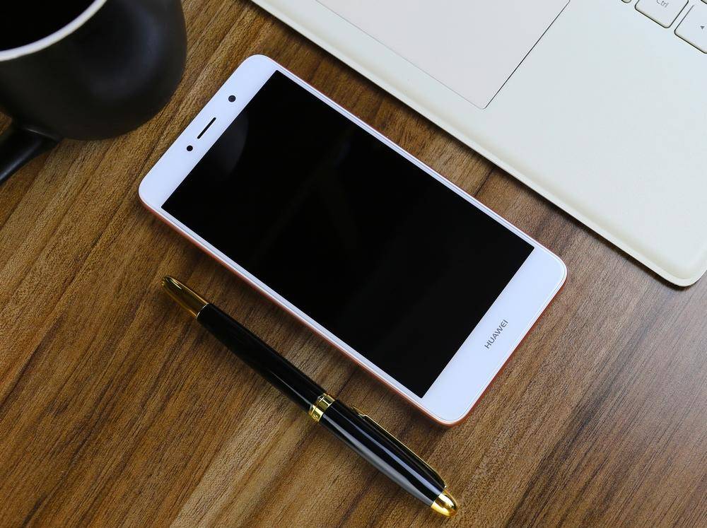 华为畅享7plus拍照,华为畅享7plus流光金和香槟金