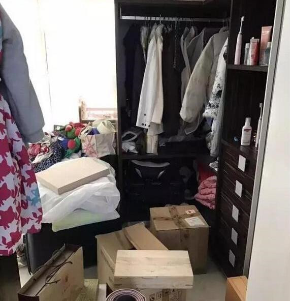 公婆太邋遢,夫妻家收垃圾屋子很脏