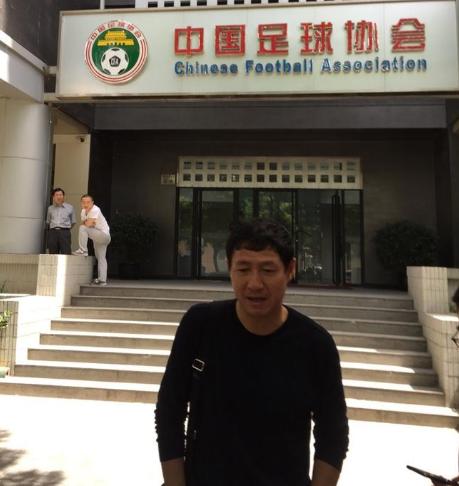 中超最新积分榜上海双雄受挫,中超十大冲突名场面