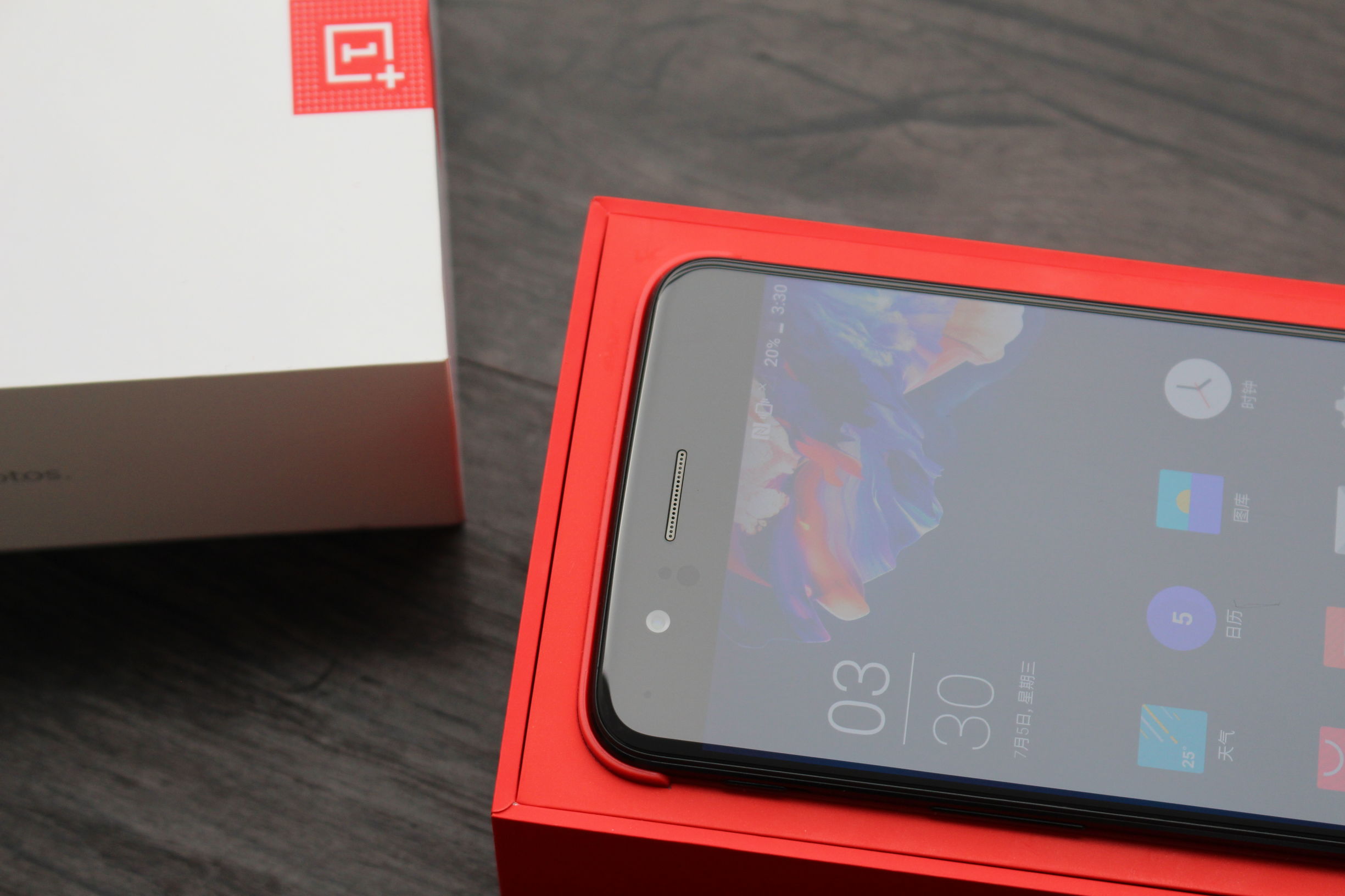 一加5手机评测国产机顶级旗舰,一加手机5评测科技美学