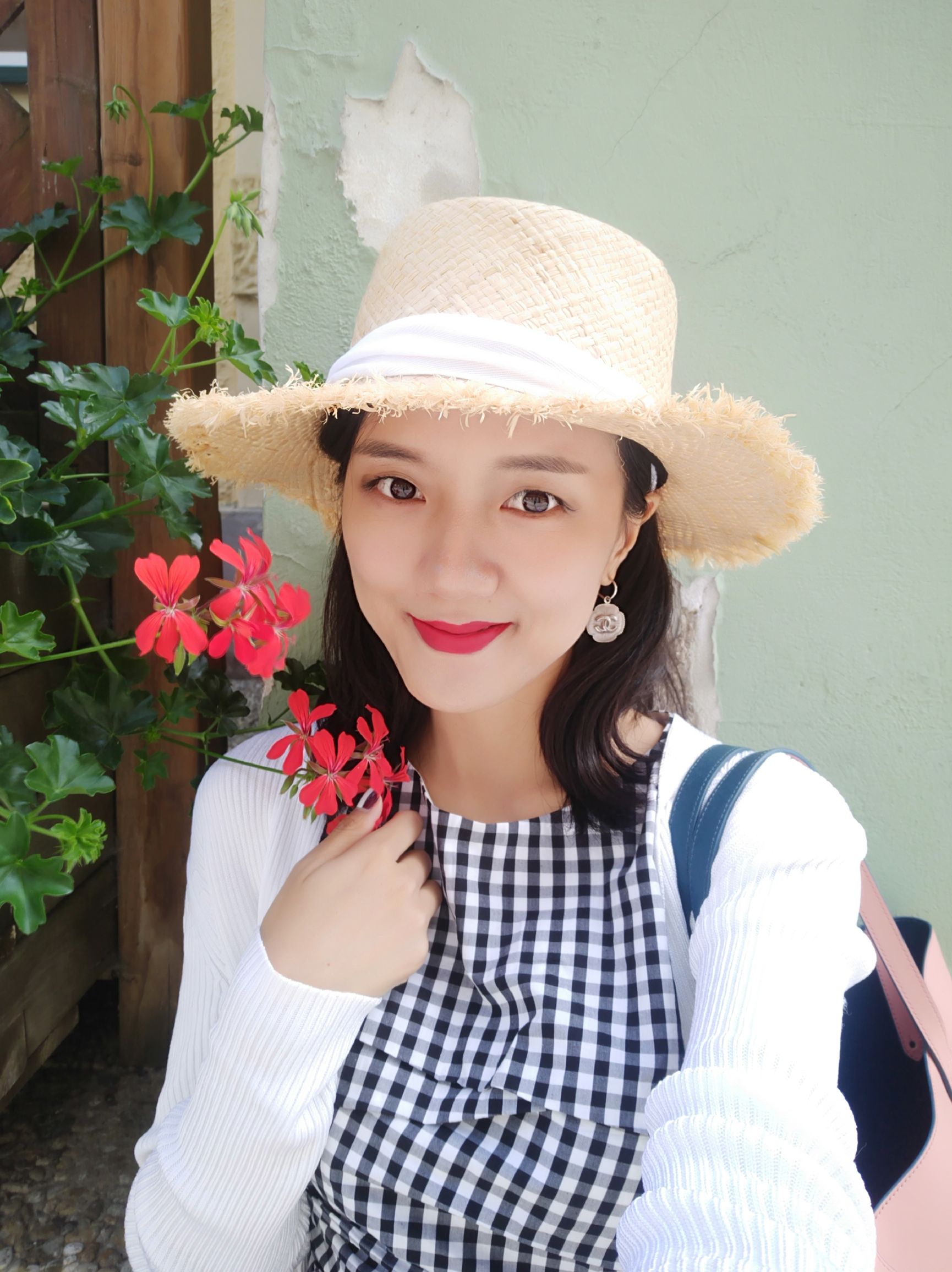 旅游如何让自己的气质更好,手机怎样拍出商品高级感视频