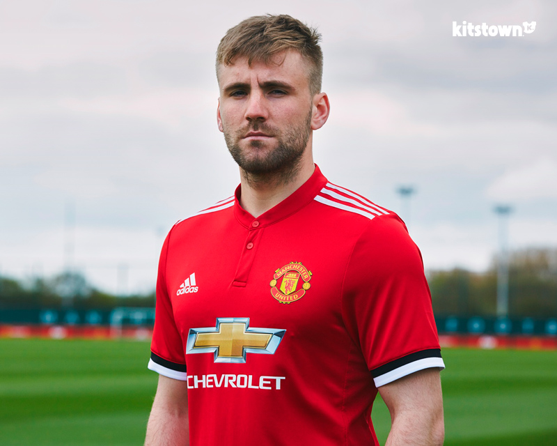 哪支球队是你的最爱,下赛季英超各队球衣