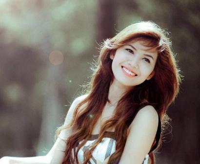 看着你水性杨花，我却无能为力，最落寞的事情也不过如此吧！