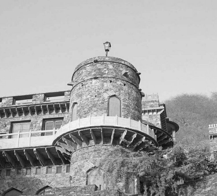 洛阳寿春小学城墙图片,洛阳寿春小学