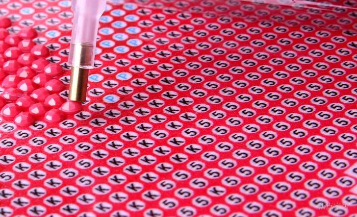 客厅十字绣过时吗,客厅挂十字绣太落伍了