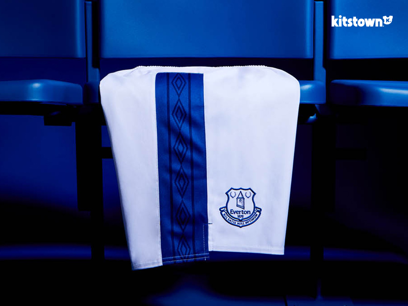 哪支球队是你的最爱,下赛季英超各队球衣