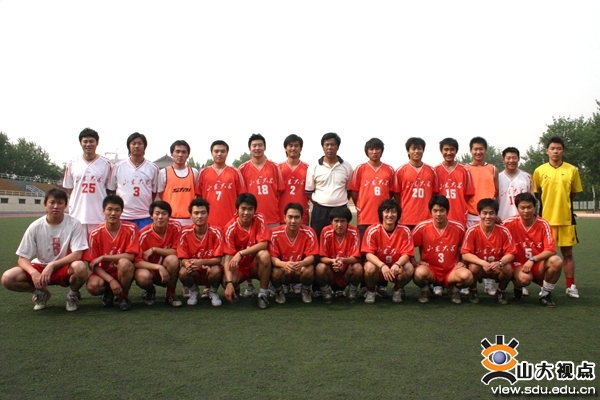 团队｜山大足球：荣誉之下，继续前行