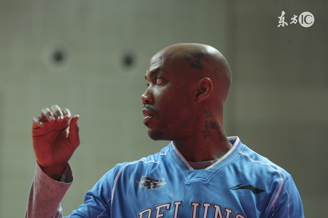 马布里在cba降维打击,马布里去cba原因