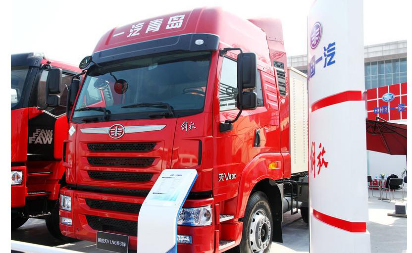 解放天v燃气牵引车最新款,解放天v牵引车天然气