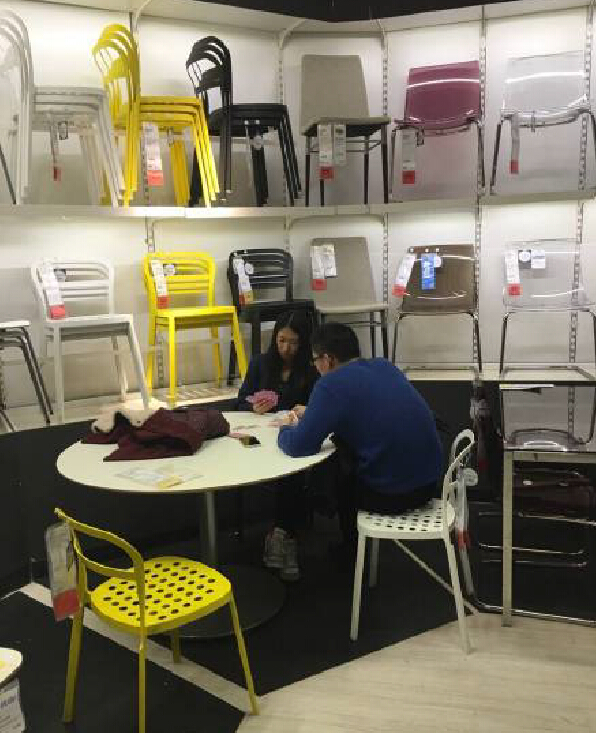 女性在宜家做出不文明行为,宜家不文明事件