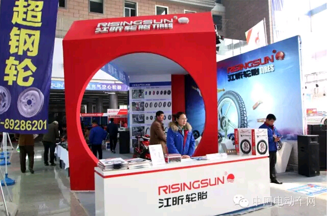 广角镜头——猛戳链接就能换个姿势看徐州展会！