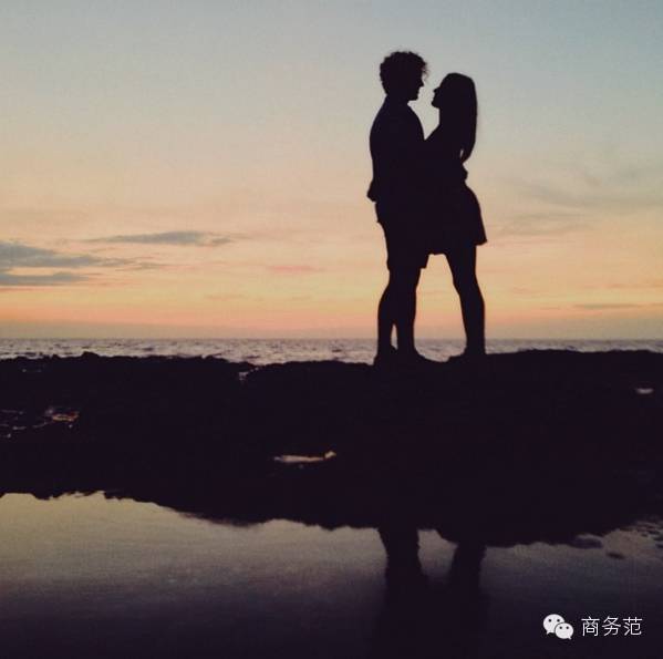 如何在朋友圈秀恩爱还不招人烦,在朋友圈如何秀恩爱不反感