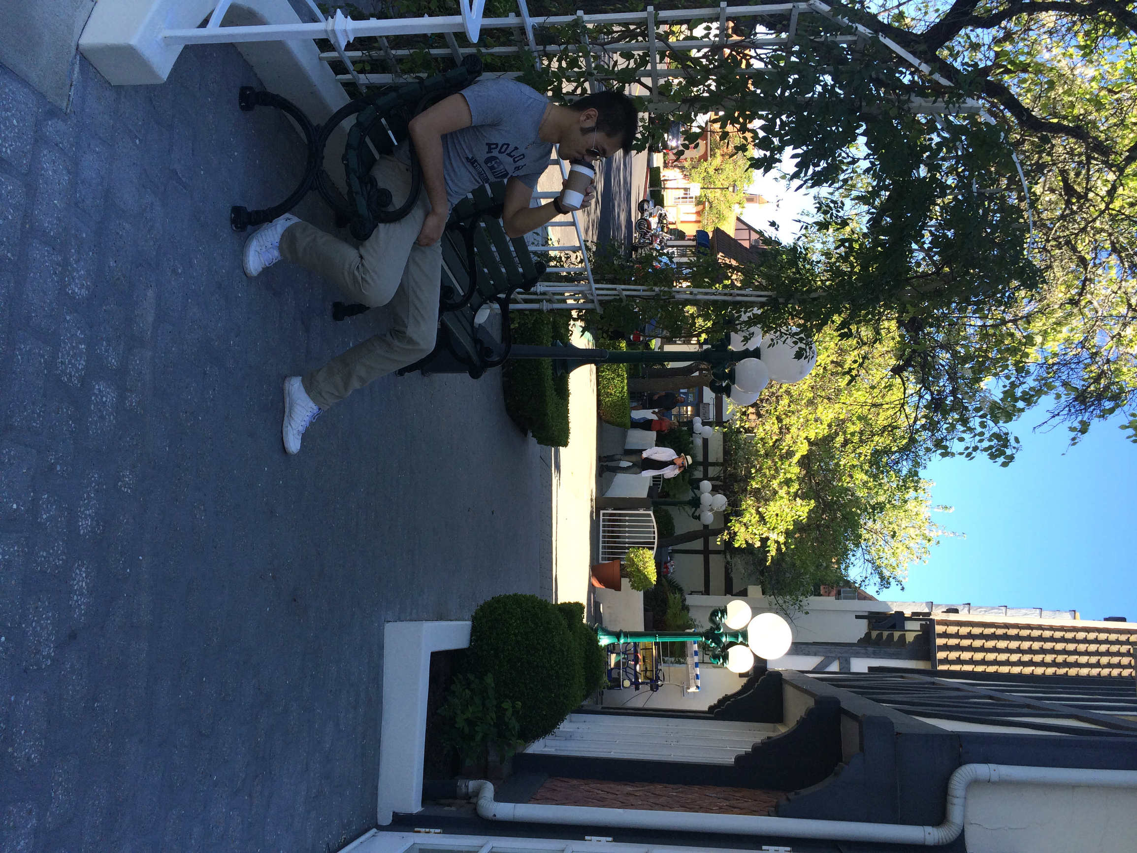 酒圈男神专访第⑱辑——西装控男神Henry杨少波