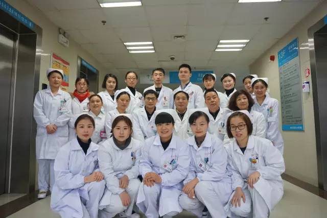 偏瘫老人康复训练,老人偏瘫3年康复训练视频