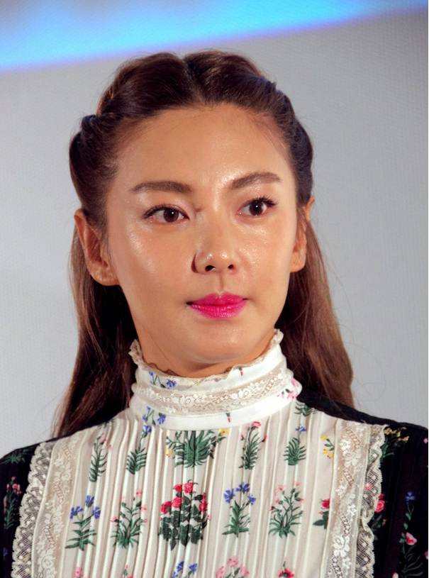 想补水打什么水光,想补水还想抗老怎么护肤