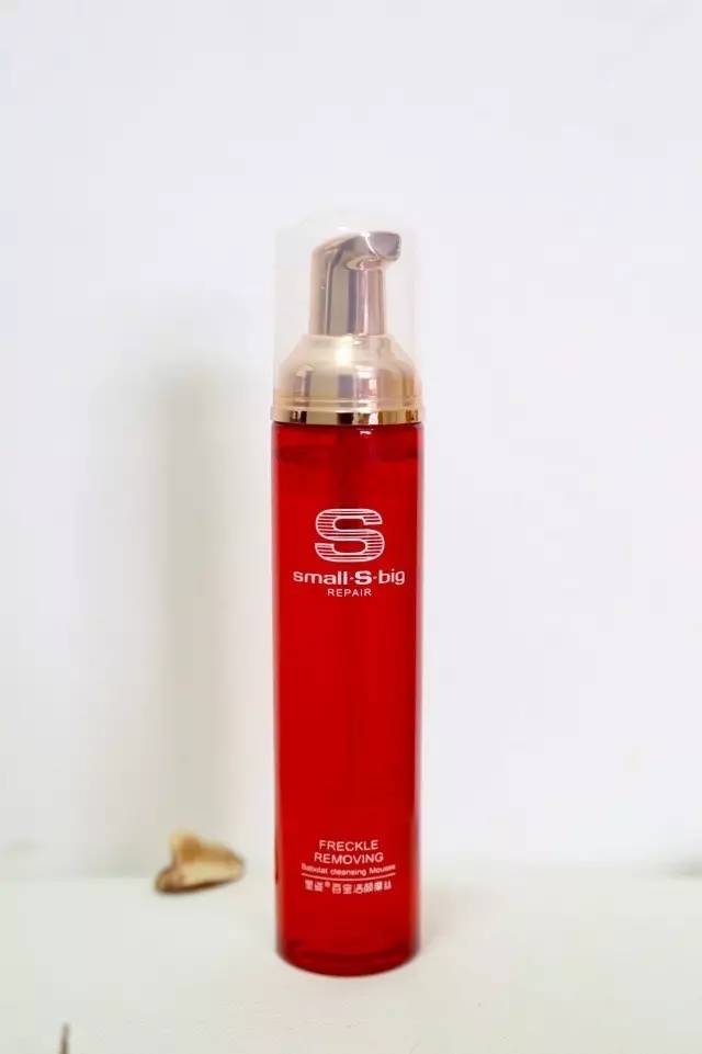 从护肤到化妆,淡斑紧致打造小v脸