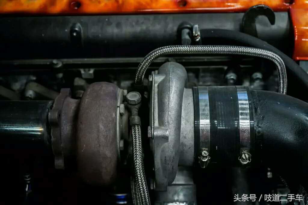 爆改五菱不算啥，氮气加速的捷达来虐他