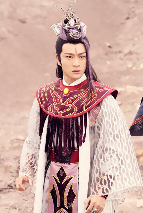 周星驰吴孟达电影少林足球,少林足球吴孟达周星驰截图