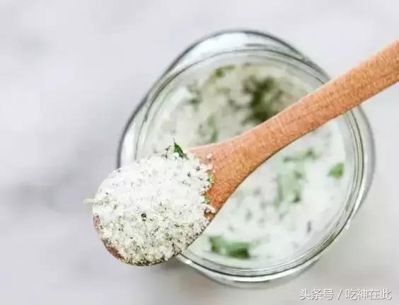 排名第一的灭蟑螂方法,十大灭蟑螂方法