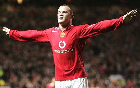 鲁尼欧洲杯首战闪耀光芒,鲁尼第一次参加欧洲杯