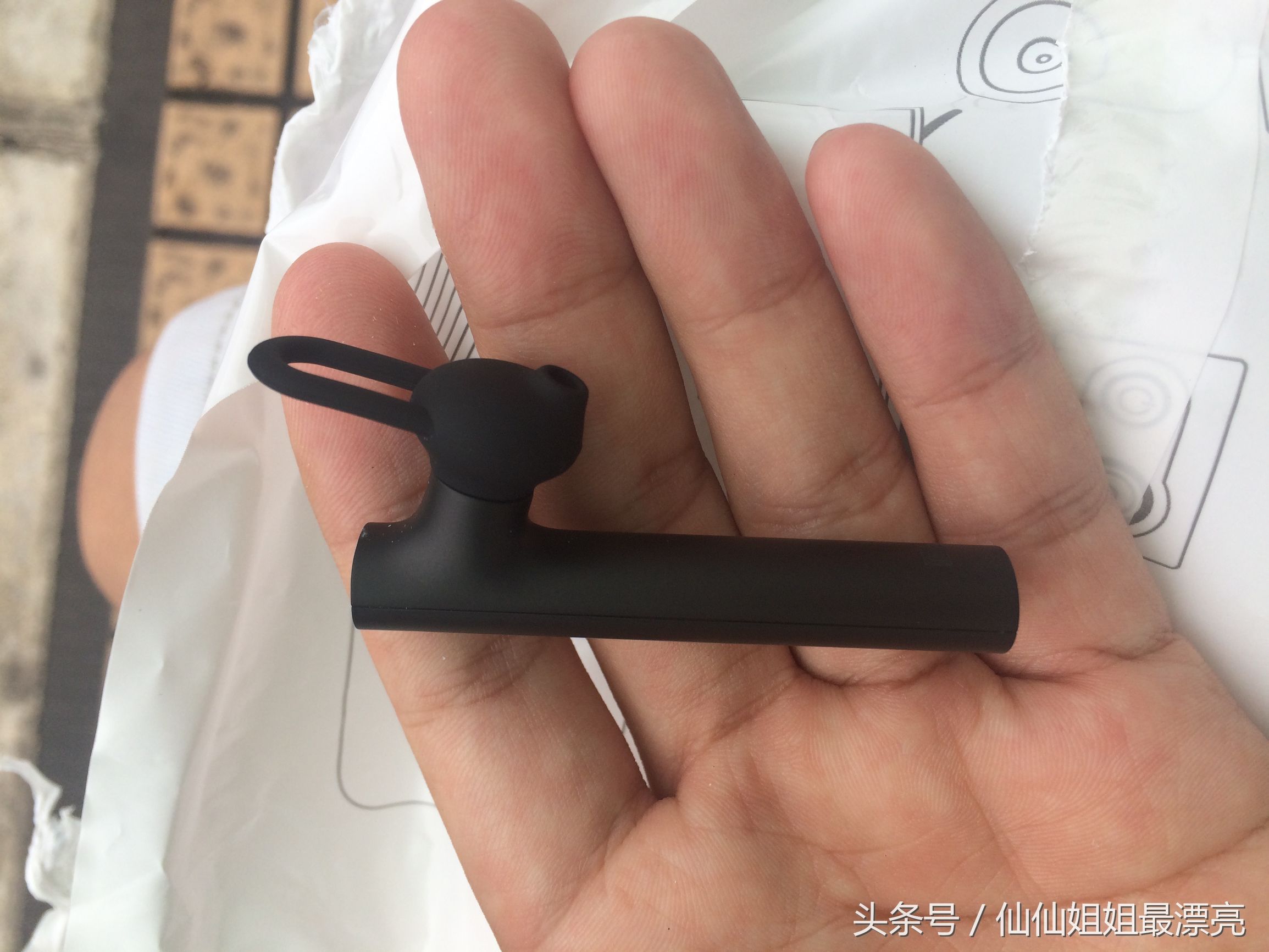 小米蓝牙耳机青春版能连苹果手机,买了一个小米运动蓝牙耳机青春版