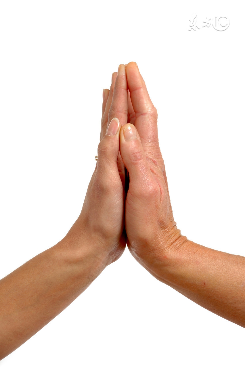 一个小游戏：对你的手说长长，她就变长，对她说变小，她就变短，学会爱你的身体，每个器官都能听懂你的话