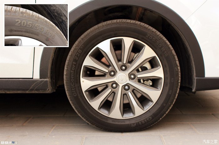 家庭用车是买七座suv还是mpv,长安凌轩7座mpv落地价格