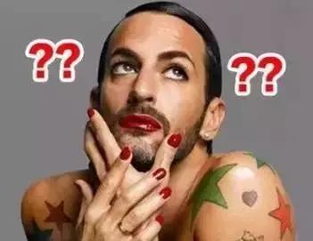 夏日翻包大作战！万万没想到，路人的包比女明星的包包精彩一百倍！