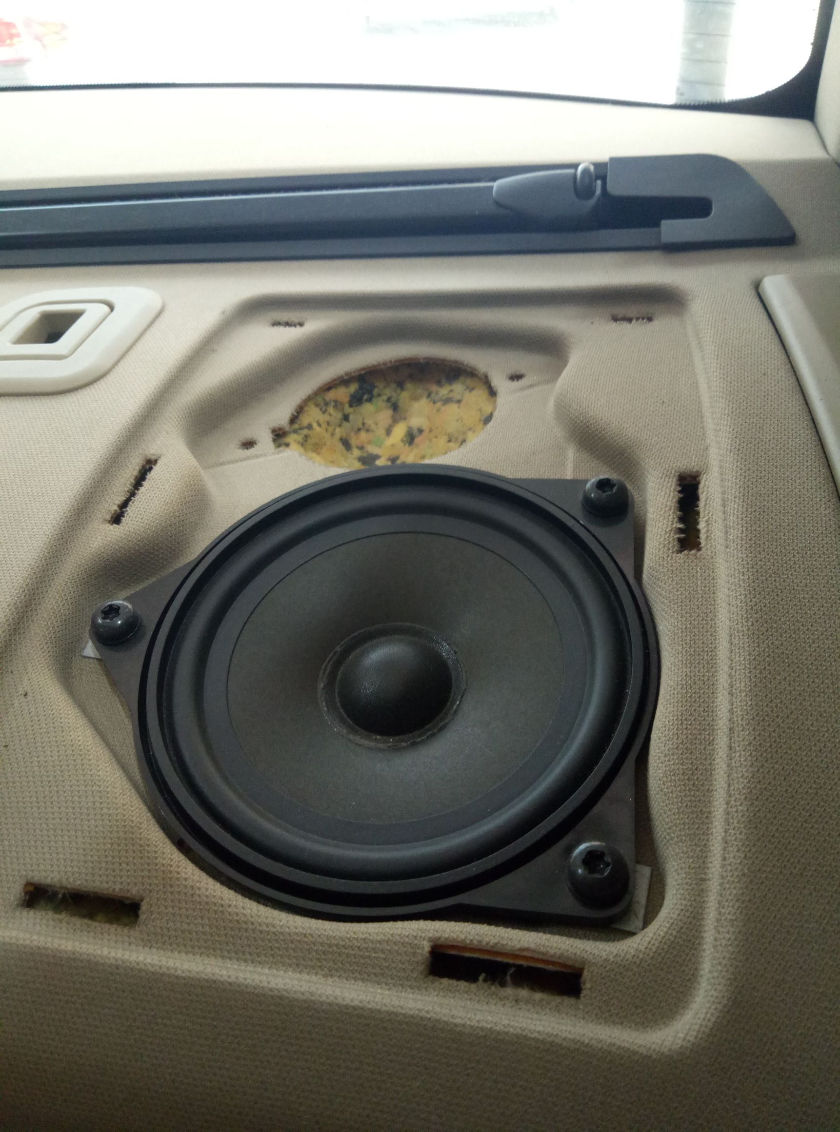 惠州全新宝马5系改装音响,惠州宝马5系宝华韦健音响