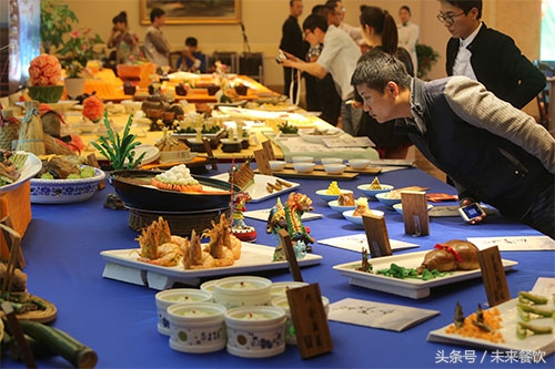 吃饭店家不开发票可以拒绝付款么,出去吃饭店家不肯开发票