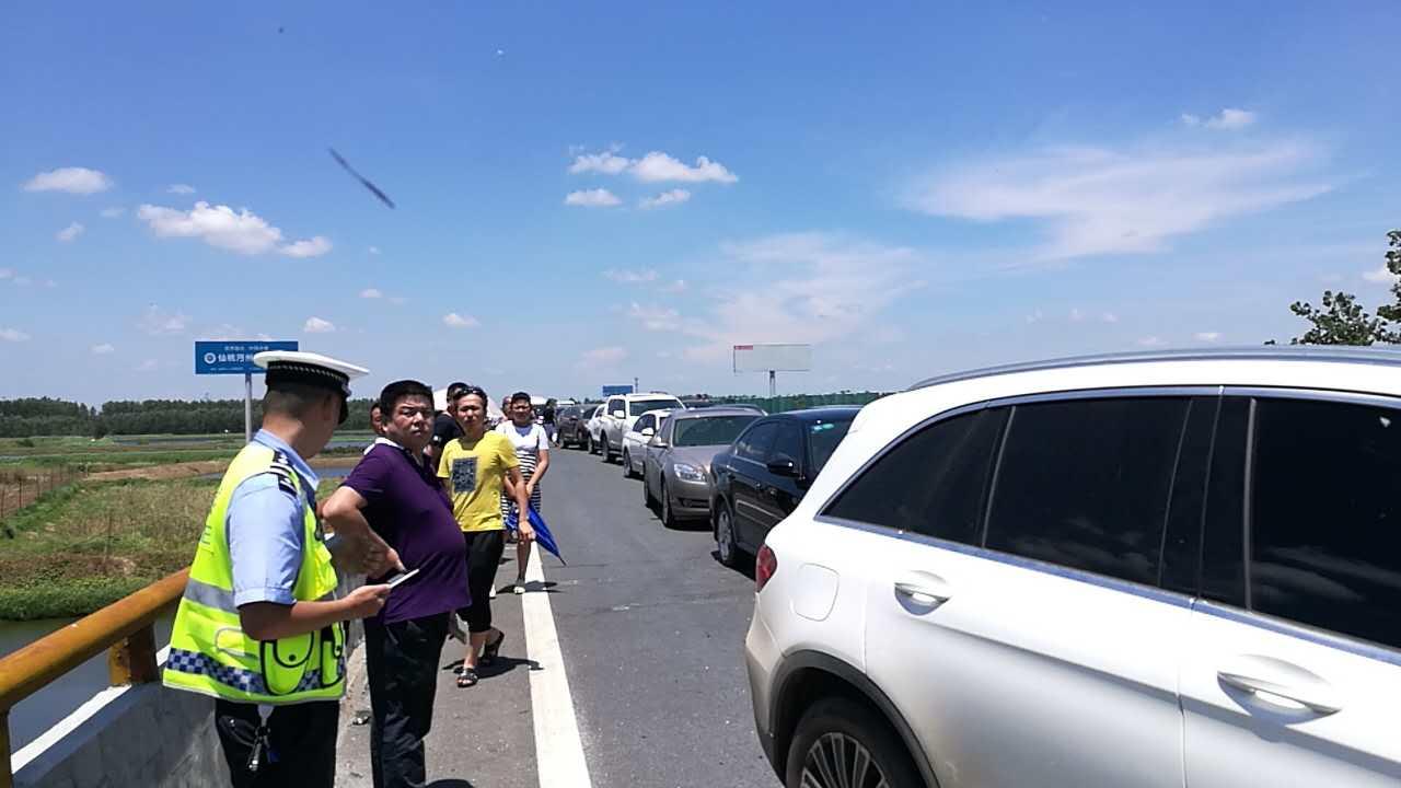 汉宜高速小车着火,汉宜高速客车起火