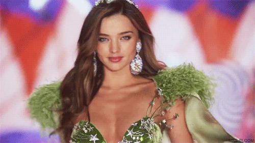 超模米兰达可儿现状,超模米兰达可儿晒生活美照