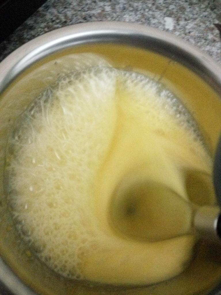 蜂蜜纸杯蛋糕烤箱做法,蜂蜜牛奶纸杯蛋糕