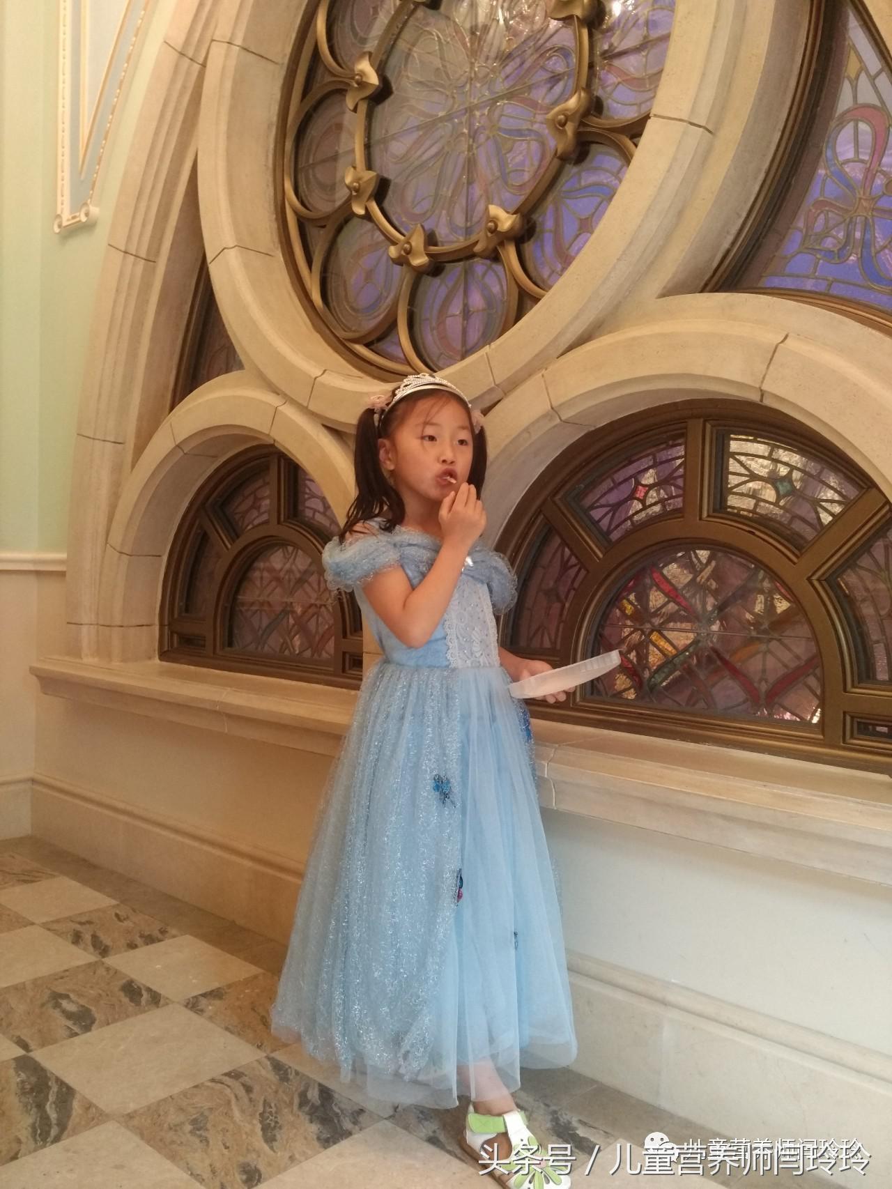 去迪士尼实现童话故事公主梦,带小朋友去迪士尼圆公主梦