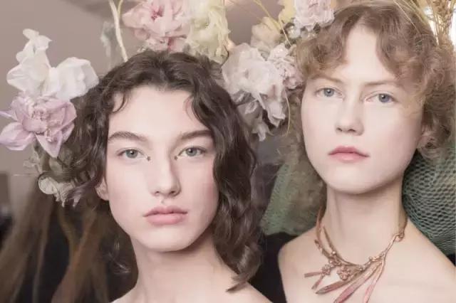 cosme唇膏哪个牌子好用,cosme唇膏试色