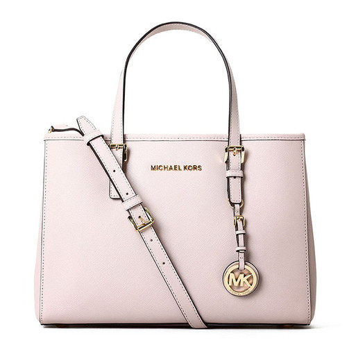 我的前半生｜月薪3千怎样打造唐晶的高级感？