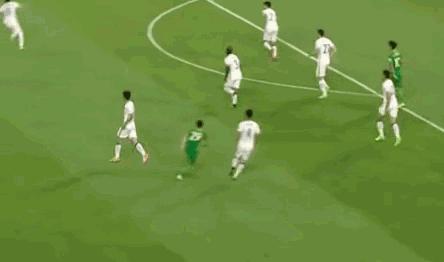 球探报告肯尼迪钱德勒,巴顿个人能力爆发远射破门