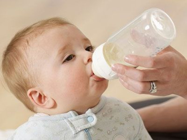 新手宝宝拉肚子,新手妈妈如何辨别宝宝拉肚子