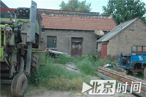 “女生遭强奸案”两家属被控制女孩:说真话被叔叔打