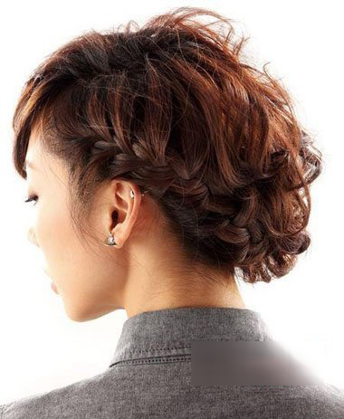 女生最减龄的10款发型,十款不挑脸的女生发型