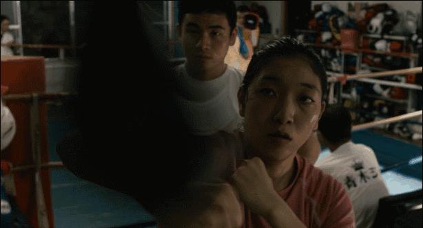 生活强奸了我们，有人选择直面反抗，也有人学会享受，各有各的活法，各有各的人生。