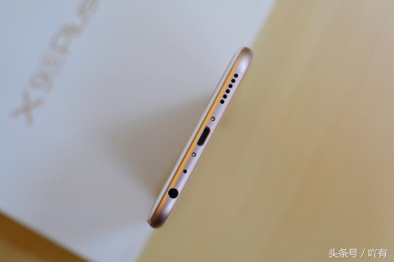 vivox9s和vivox9splus哪个好,vivox9s和plus有什么区别