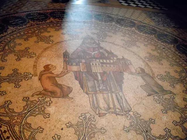 上帝视角俯瞰德国科隆大教堂,德国科隆大教堂效果图