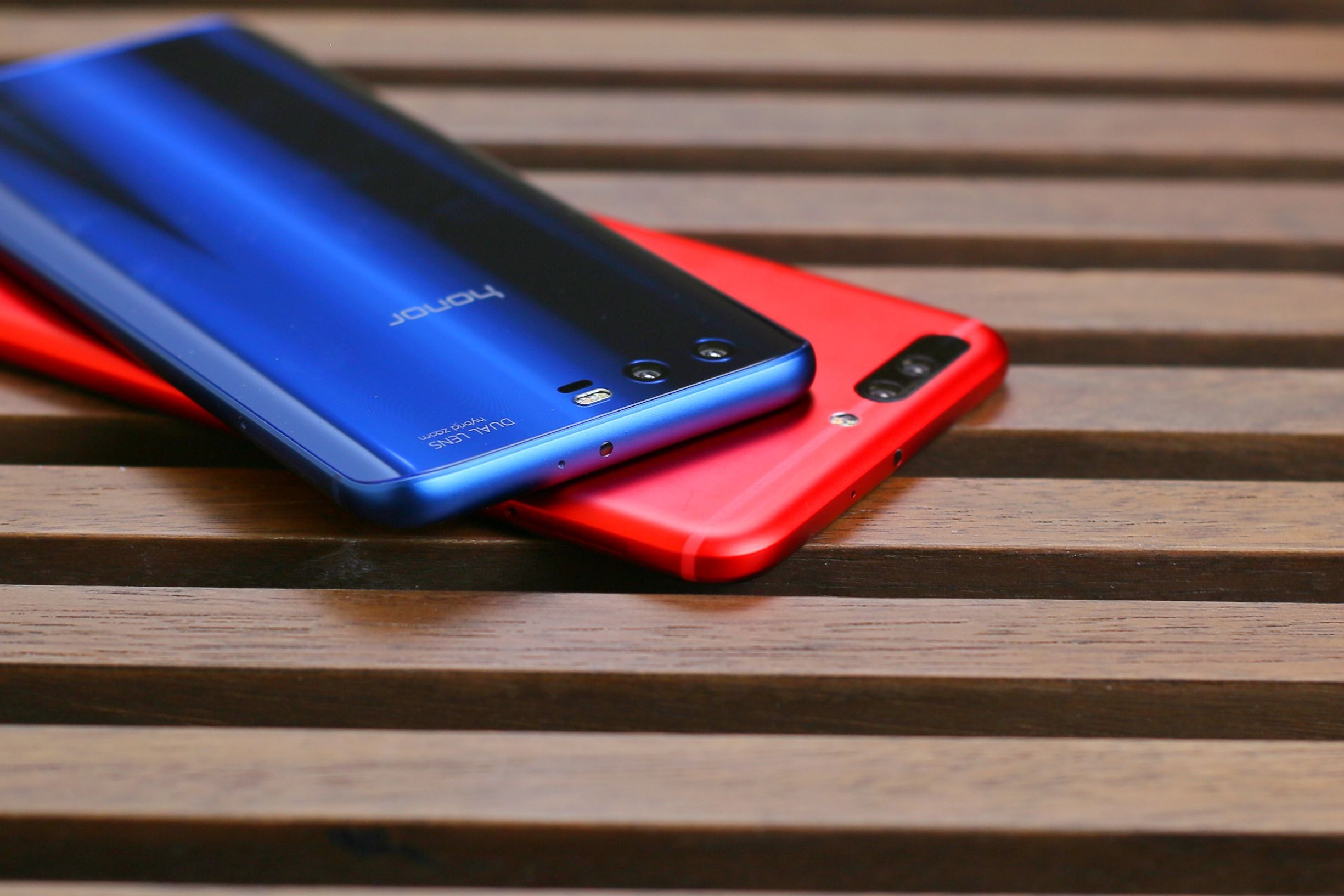 荣耀9和荣耀v9你选哪个,荣耀v9对比荣耀v8