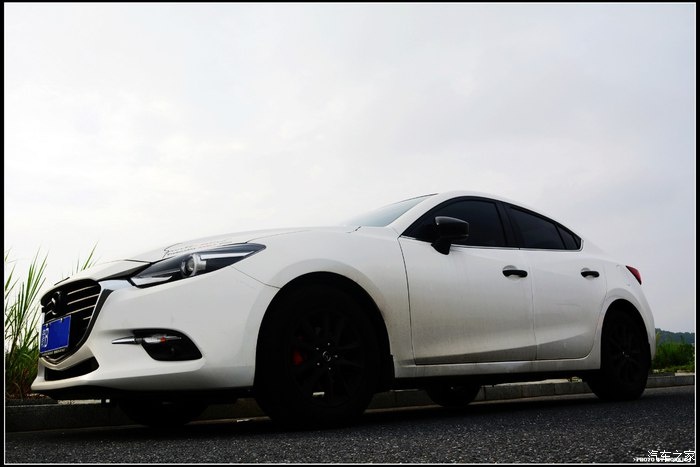 马自达3昂克赛拉2.0实际油耗,马自达昂克赛拉2.0质擎版试驾