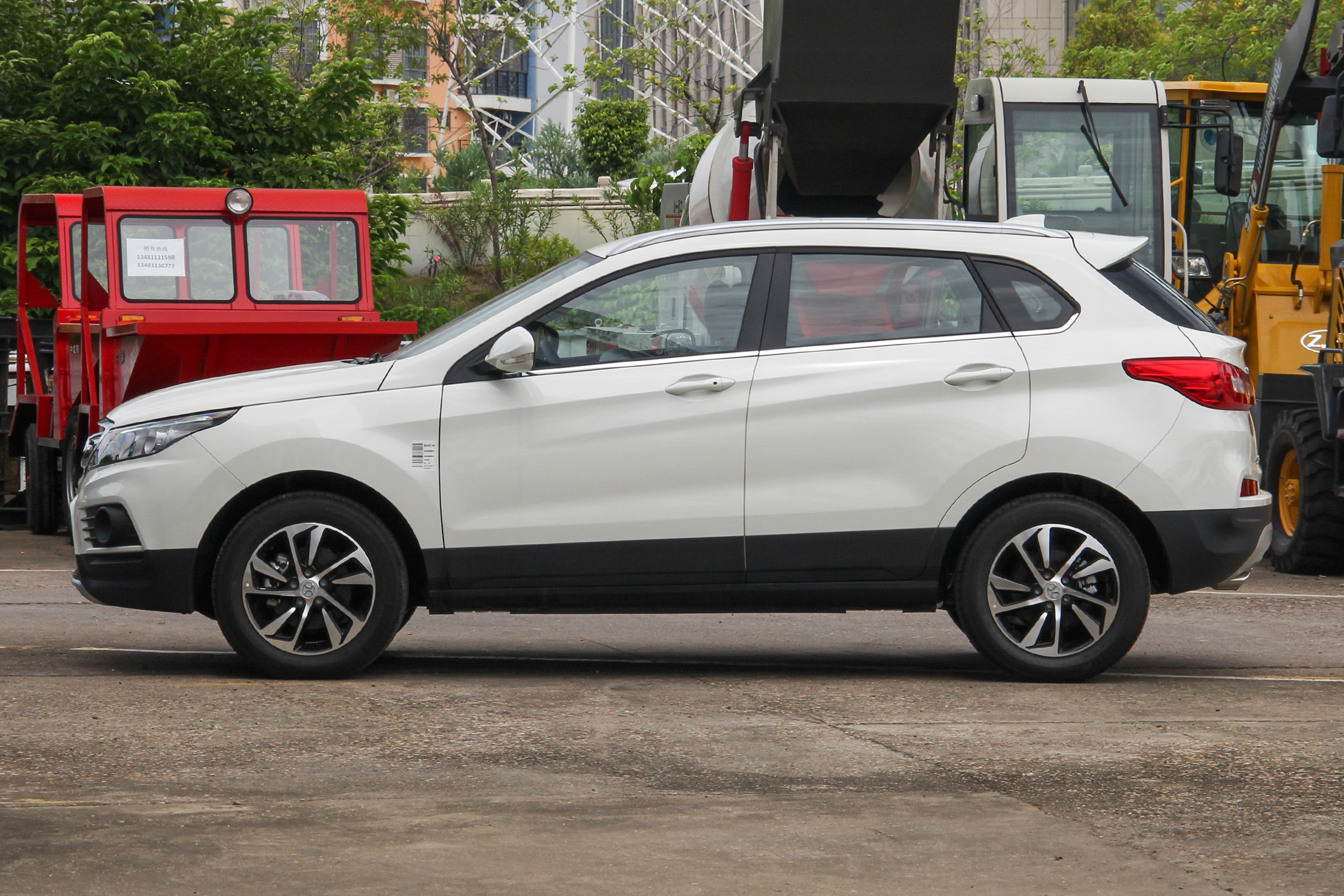 绅宝x55值得买么,绅宝x55优缺点