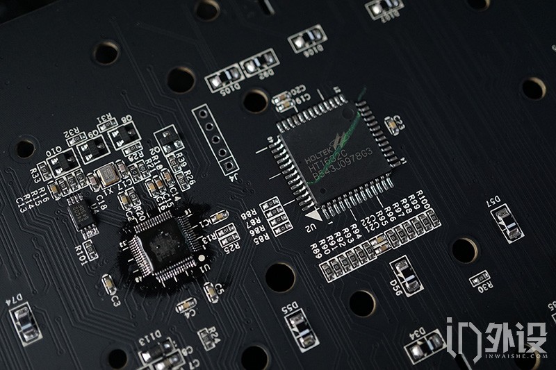 魔炼者1506机械键盘拆解,入门级客制化机械键盘横向评测