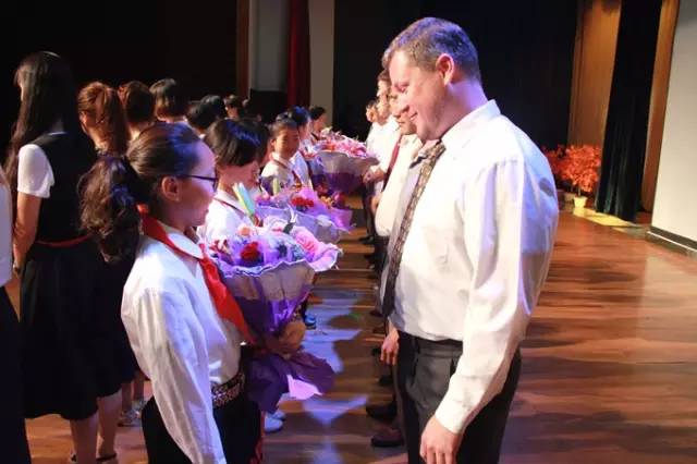 澶ц繛鍥涙槦骞煎効鍥帓琛屾,澶ц繛浜旀槦骞煎効鍥帓琛屾